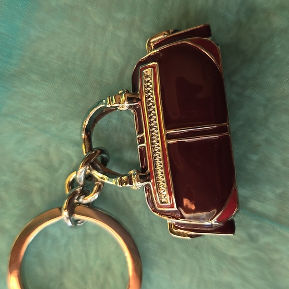 Coach Keychain PURPLE Enamel Satchel And Matching Coach Pen - Picture 7 of 12